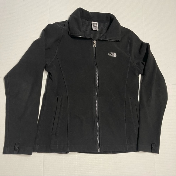 The North Face Classic Black Jacket - Picture 3 of 11